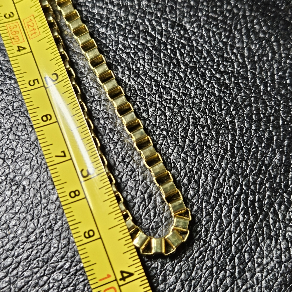 18k Gold Box Chain Bracelet - Picture 7 of 7